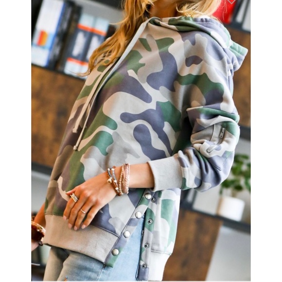 Washed Out Camouflage Hoodie Sweatshirt - Picture 3 of 9